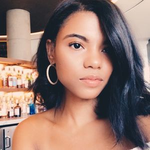 Meet your Posher, Naimah